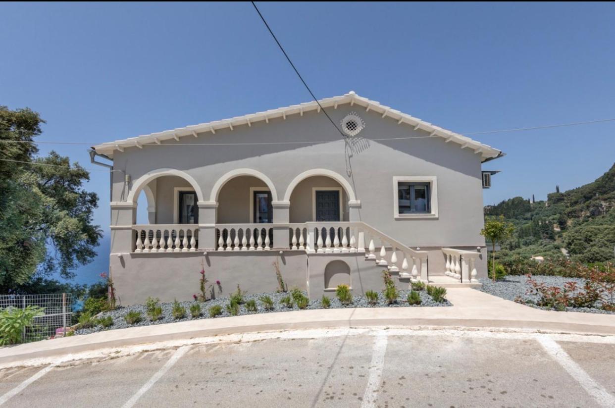Irida Sunset Villa Pentátion Екстериор снимка