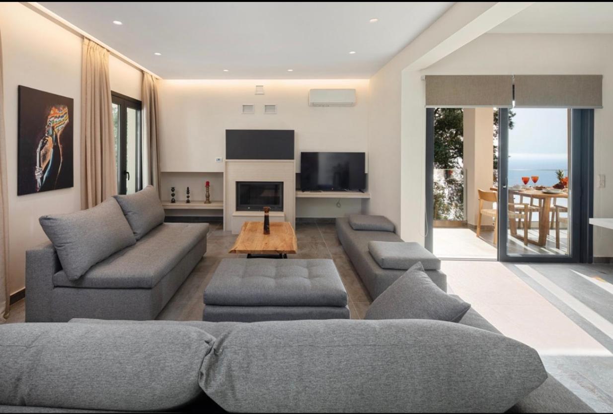 Irida Sunset Villa Pentátion Екстериор снимка