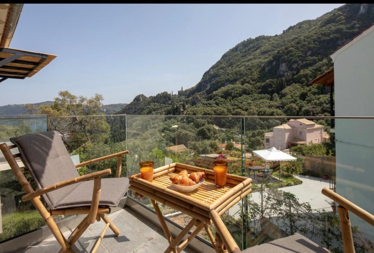 Irida Sunset Villa Pentátion Екстериор снимка