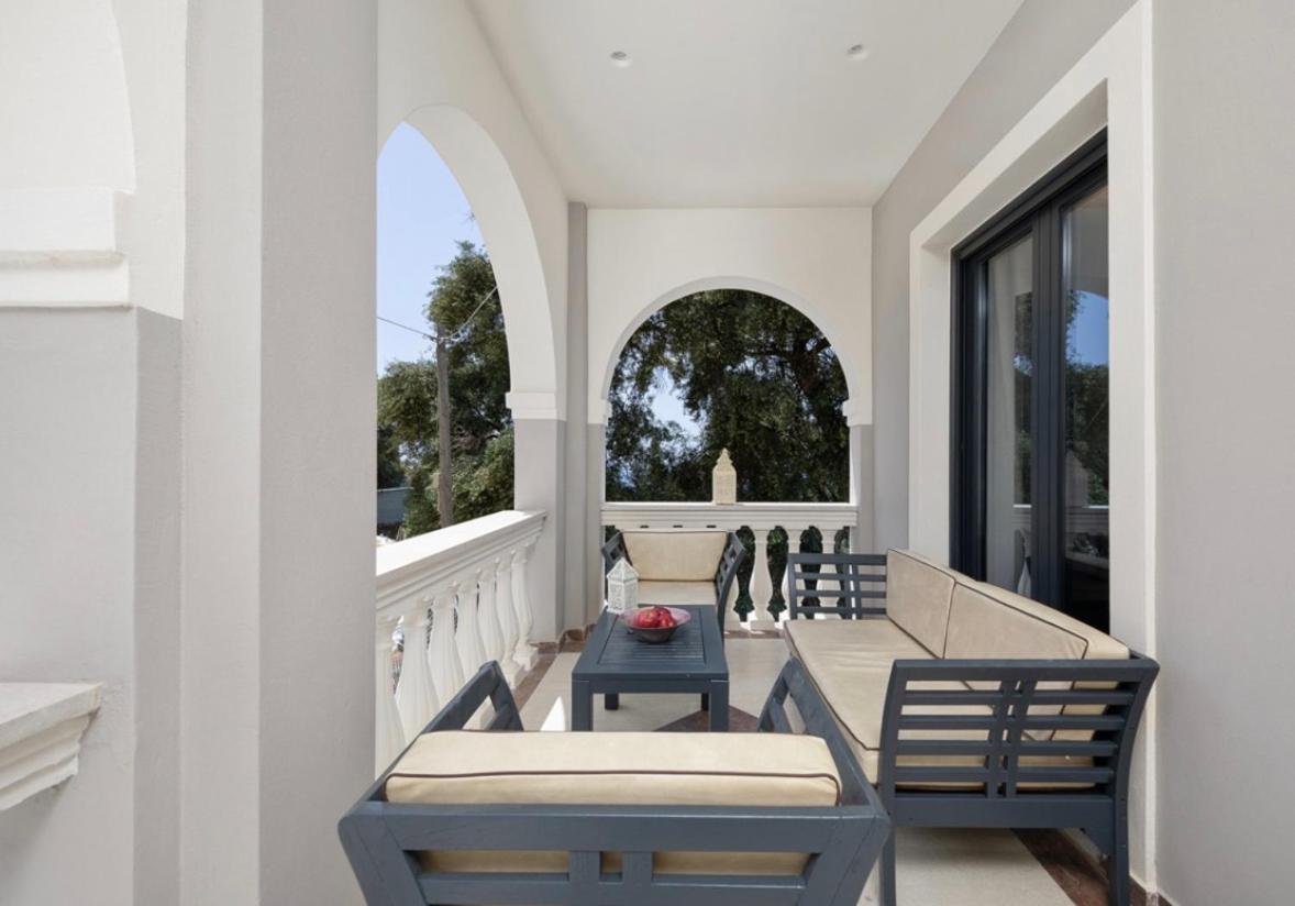 Irida Sunset Villa Pentátion Екстериор снимка