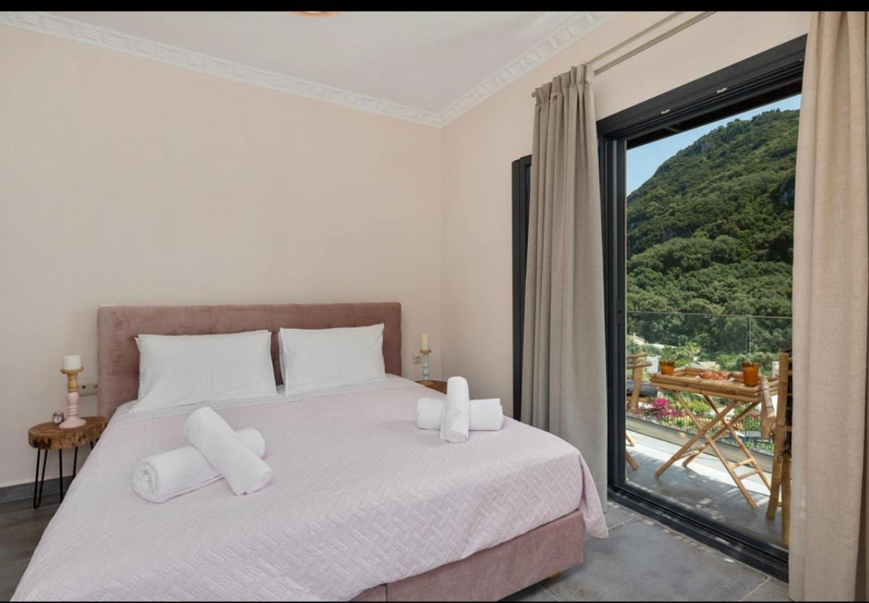 Irida Sunset Villa Pentátion Екстериор снимка